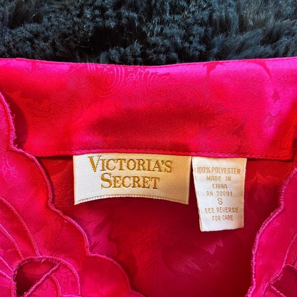 Vintage Victoria’s Secret Gold Label Cami - Picture 7 of 7